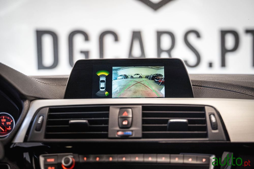 2018' BMW Série 3 photo #6