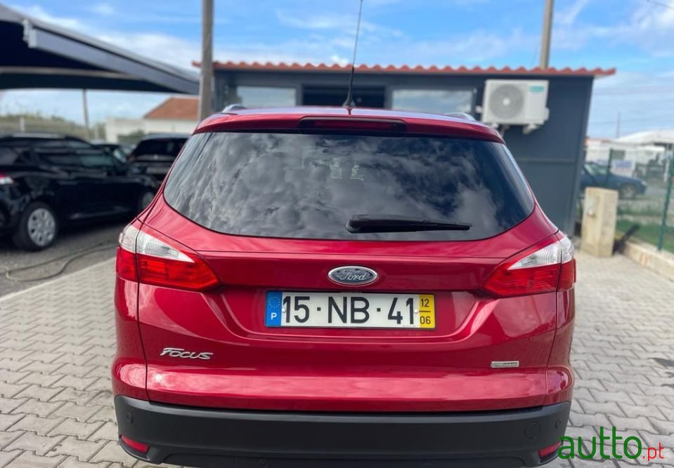 2012' Ford Focus Sw photo #6