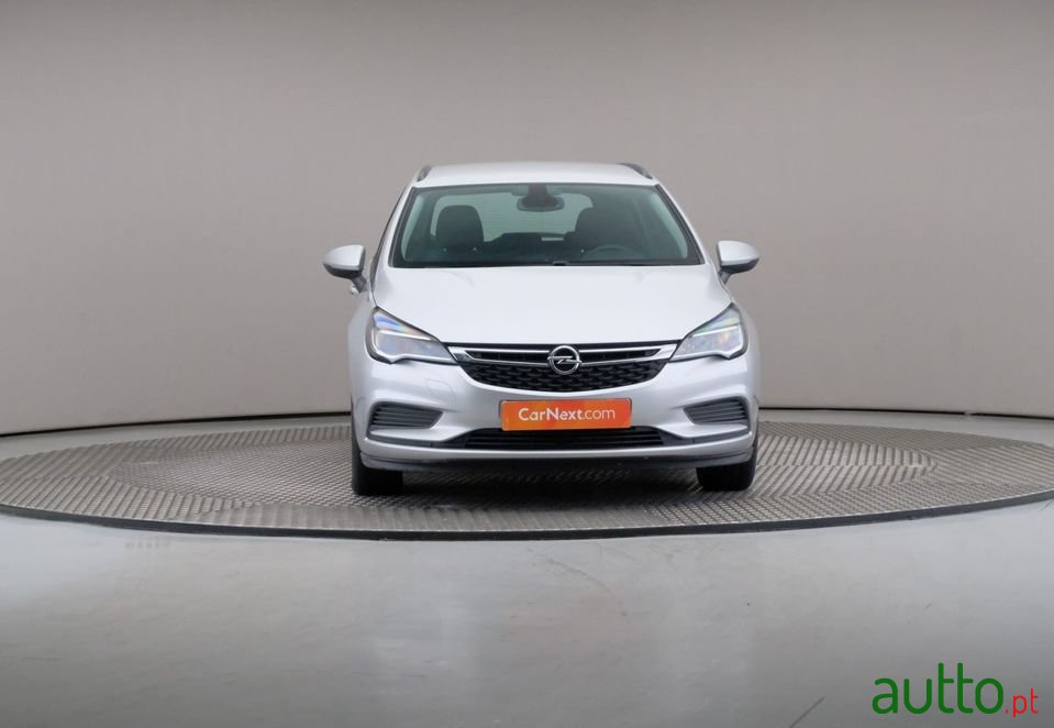 2017' Opel Astra Sports Tourer photo #3