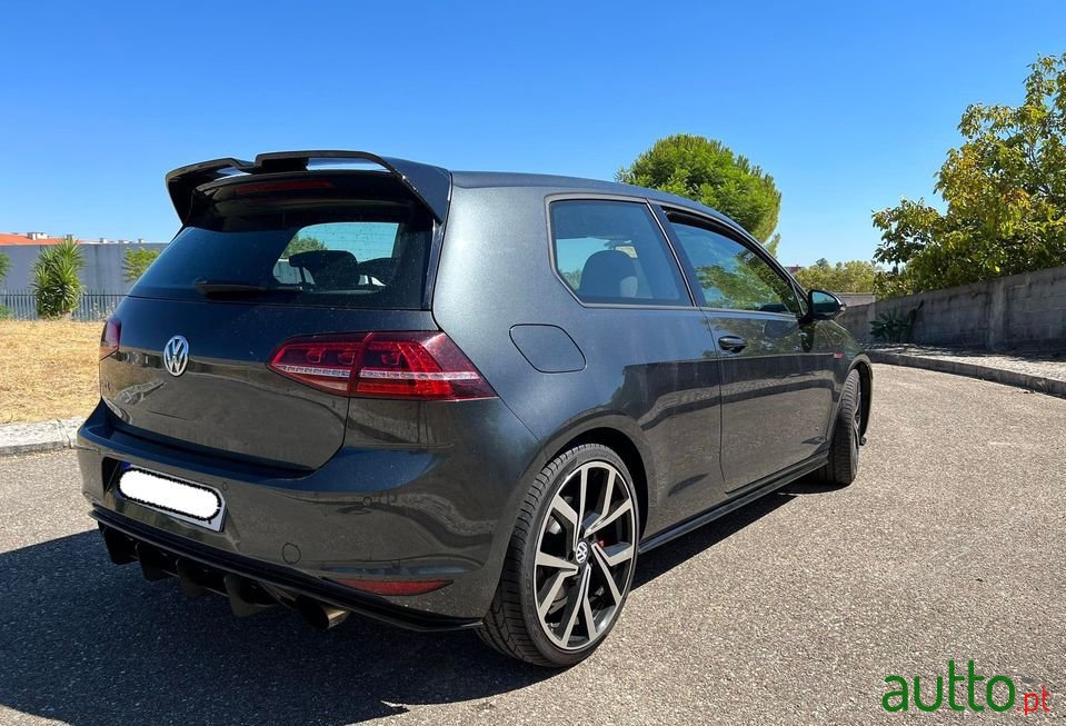 2013' Volkswagen Golf photo #4