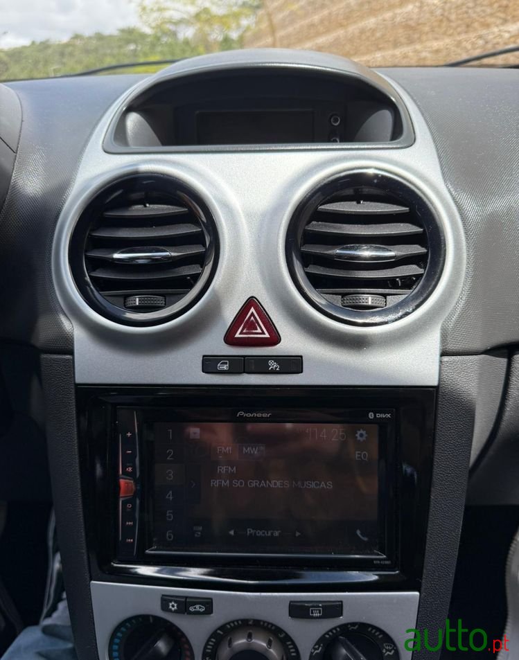 2008' Opel Corsa photo #3