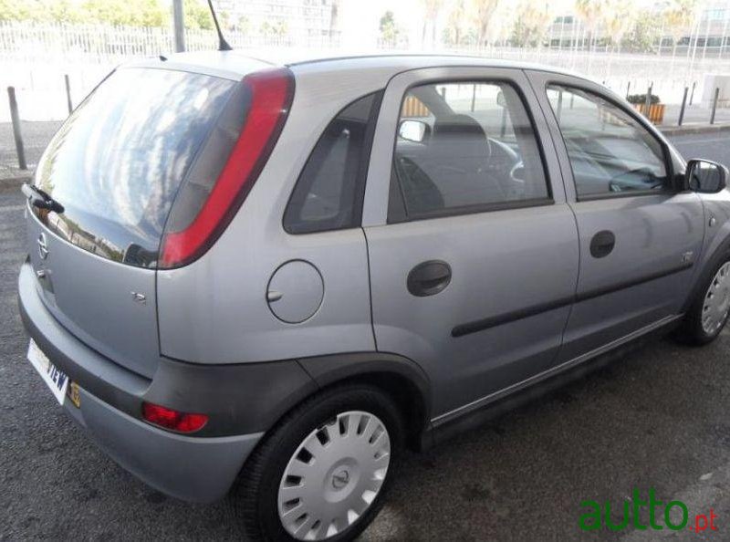 2003' Opel Corsa photo #6