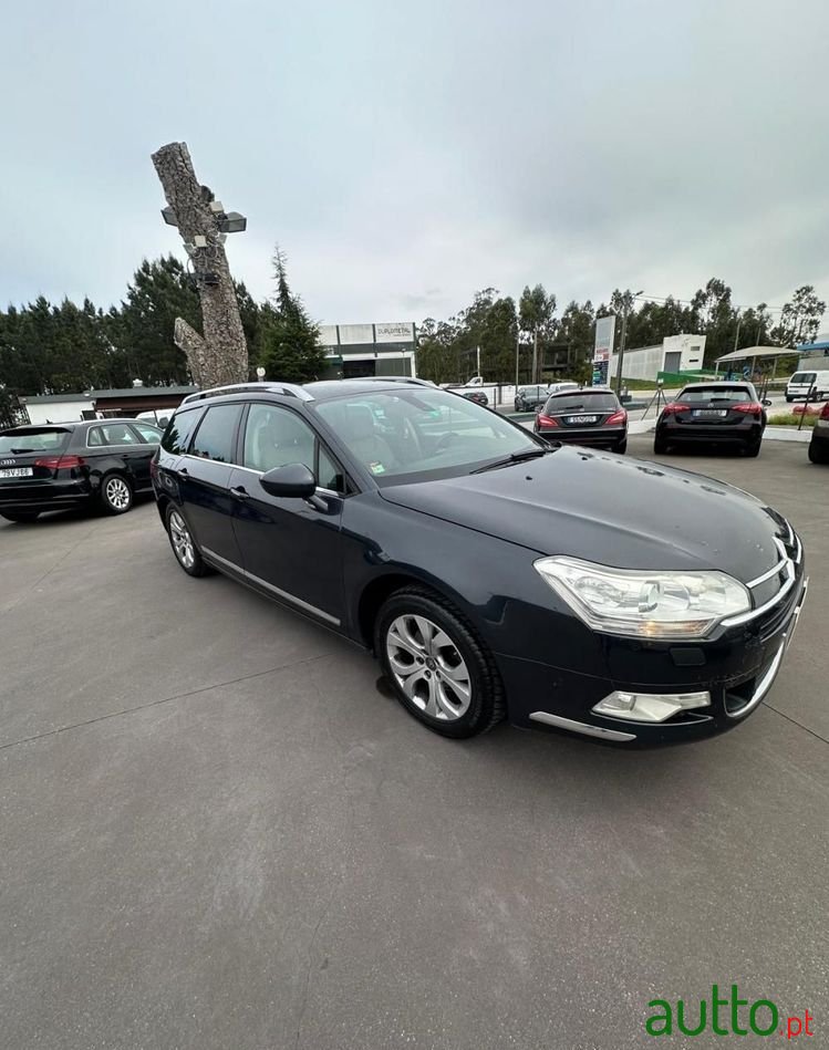 2009' Citroen C5 photo #5