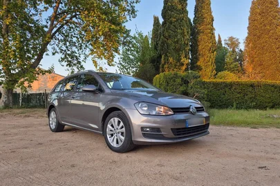 2015' Volkswagen Golf Variant