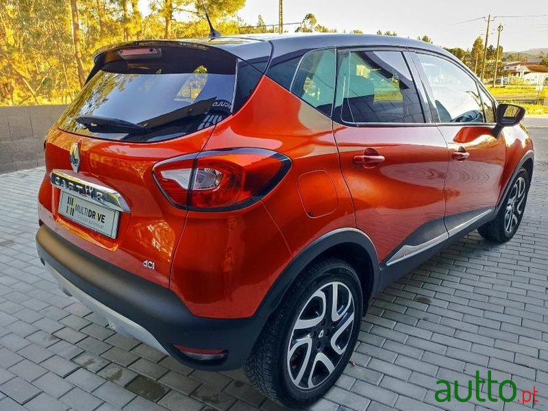 2016' Renault Captur photo #4