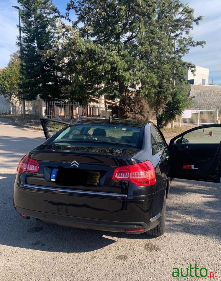 2010' Citroen C5 X 1.6 Hdi photo #3