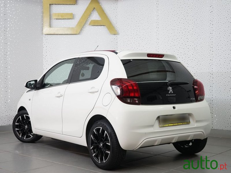 2015' Peugeot 108 1.0 E-Vti Allure photo #5