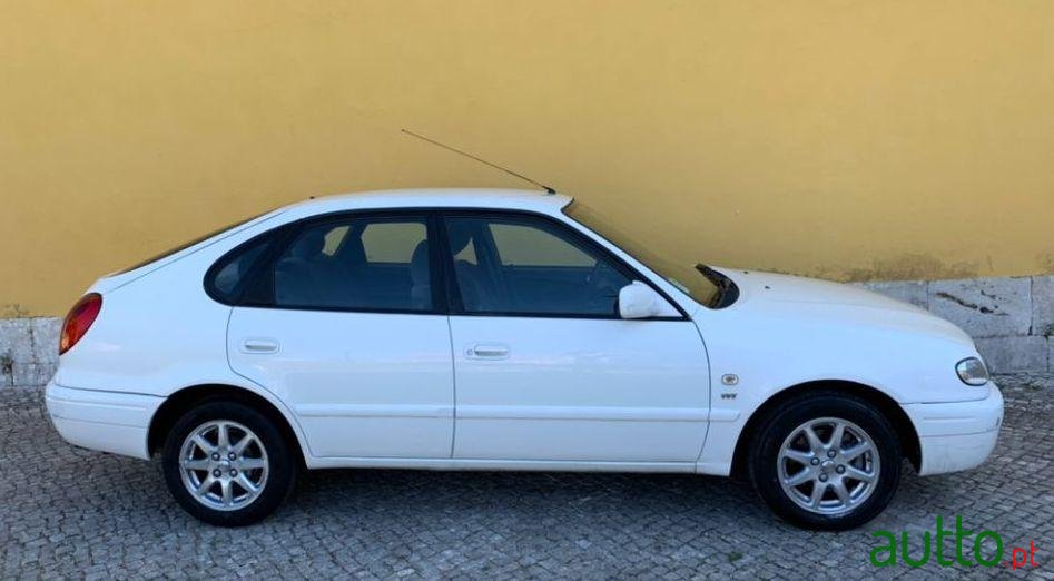 2001' Toyota Corolla photo #5