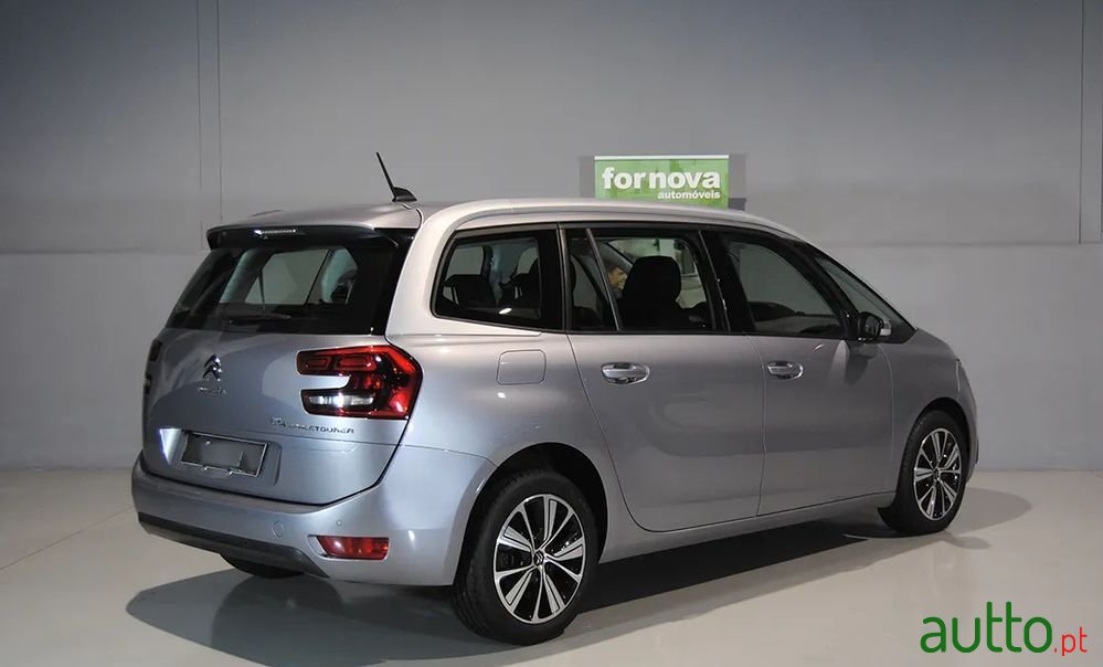 2018' Citroen C4 SpaceTourer photo #5