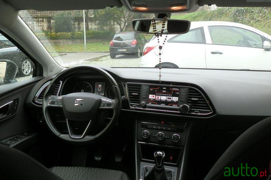 2016' SEAT Leon St photo #3