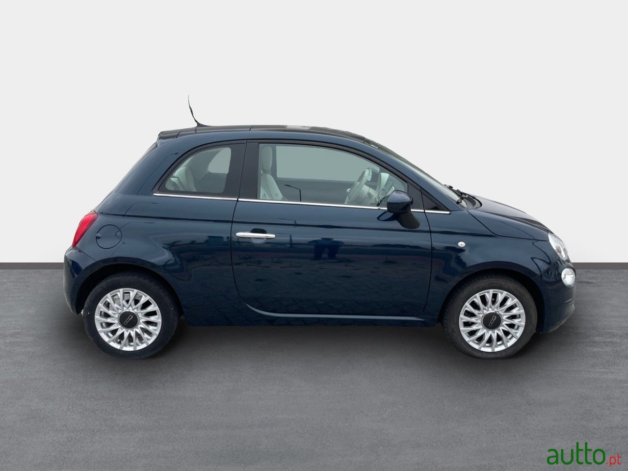 2017' Fiat 500C photo #4