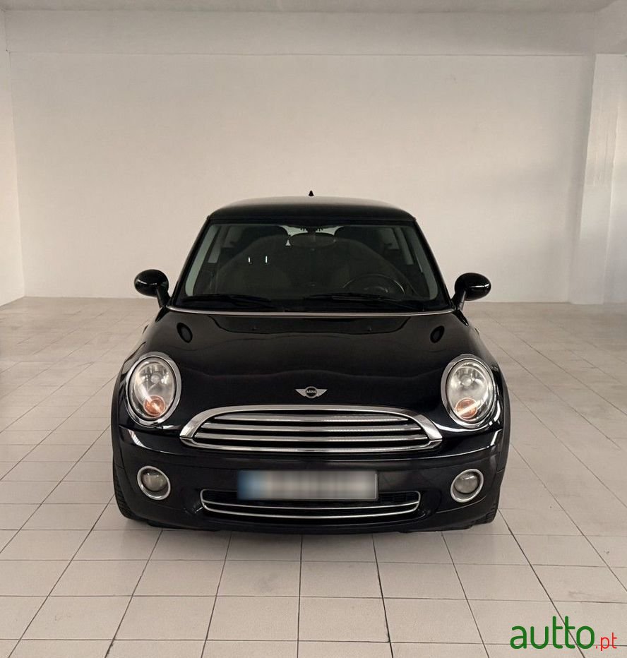 2008' MINI One 3 Portas photo #1