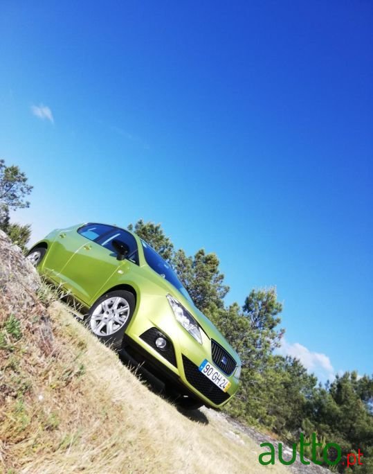 2008' SEAT Ibiza photo #1