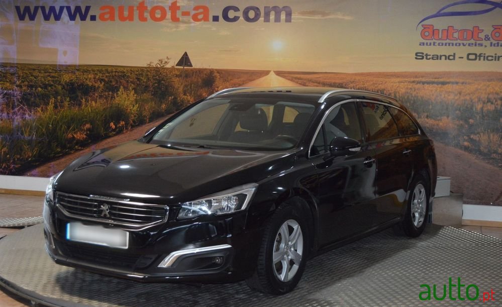 2017' Peugeot 508 Sw photo #1