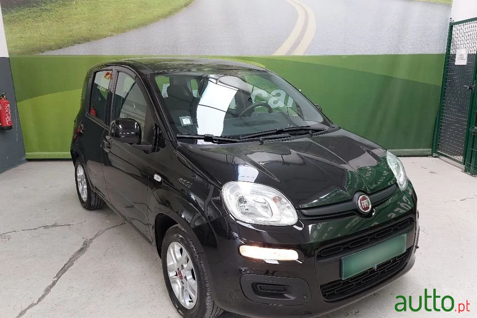 2019' Fiat Panda photo #1