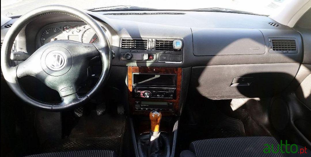 1999' Volkswagen Bora Highline photo #2