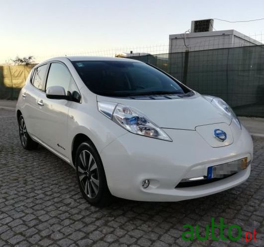 2015' Nissan Leaf photo #2