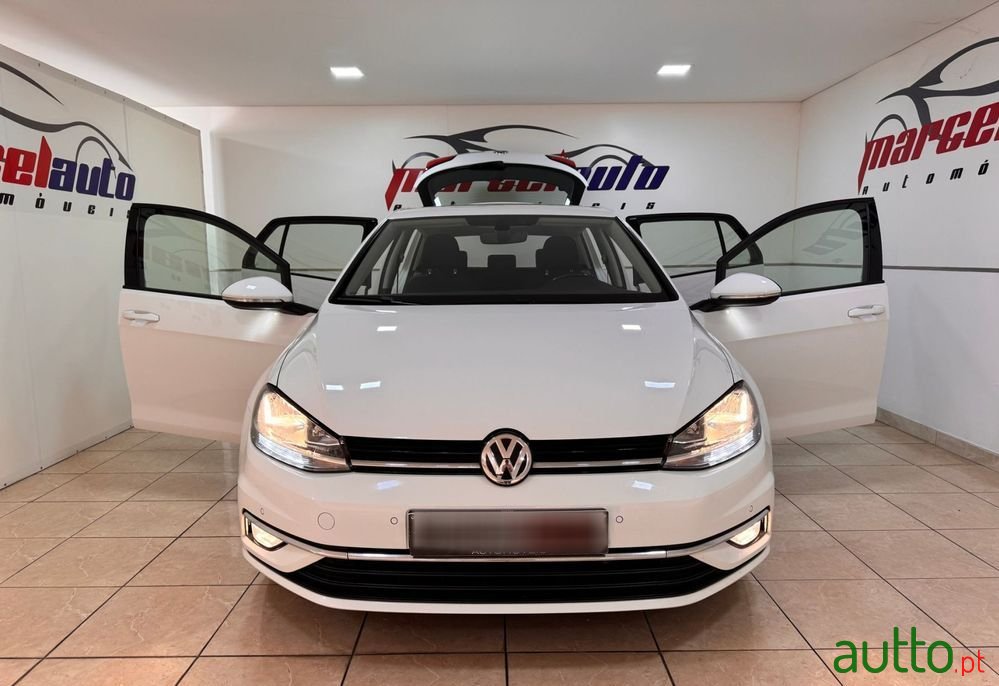 2019' Volkswagen Golf 1.6 Tdi Confortline photo #2