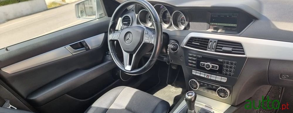 2014' Mercedes-Benz C 220 photo #6