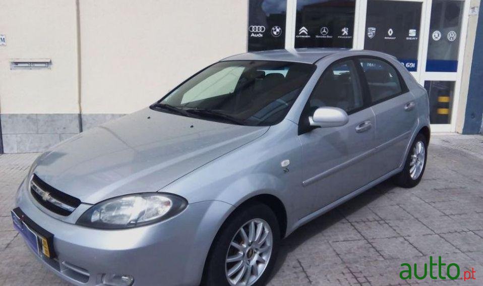 2005' Chevrolet Lacetti photo #4