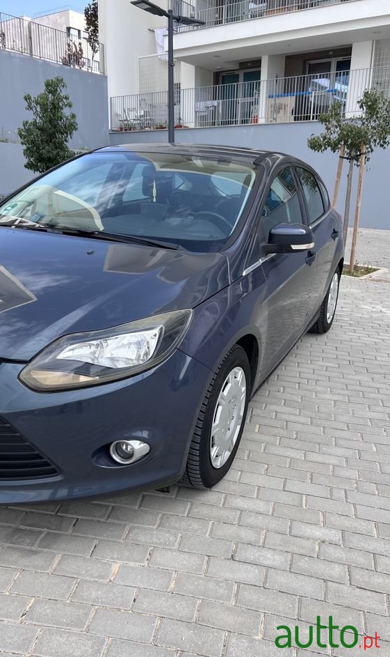 2011' Ford Focus 1.6I Titanium photo #5