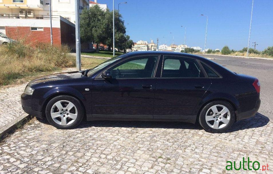 2001' Audi A4 photo #1