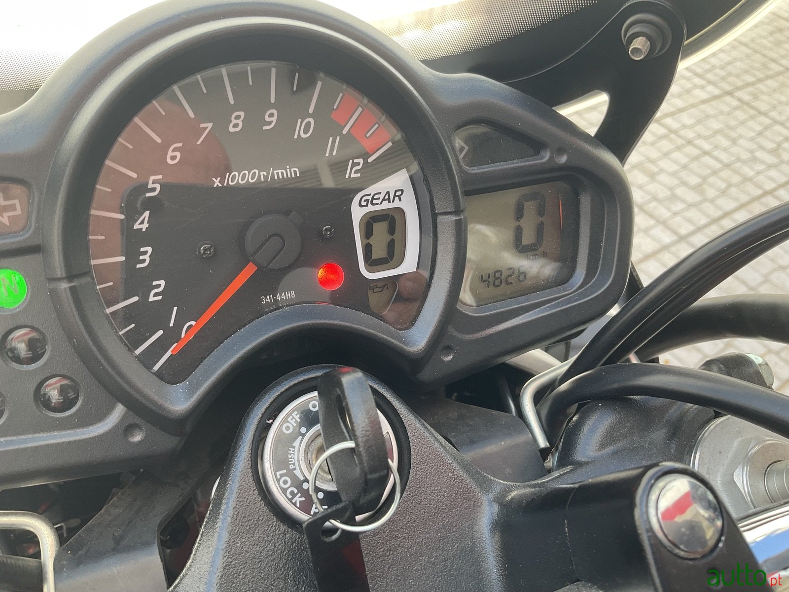 2010' Suzuki photo #2