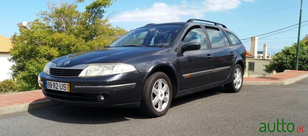 2003' Renault Laguna Break photo #1