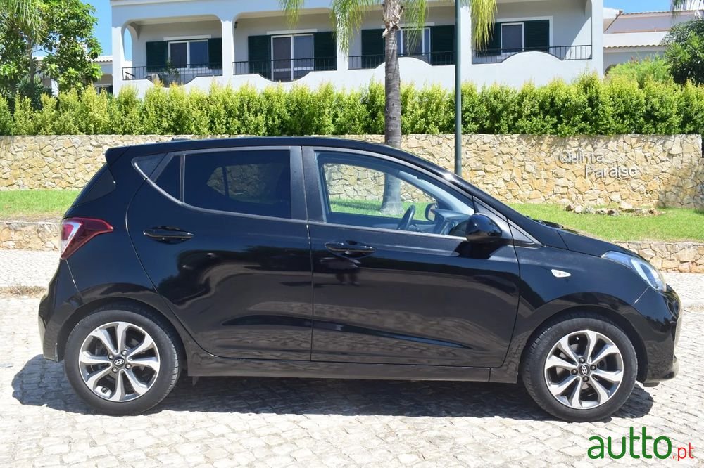 2019' Hyundai i10 photo #4