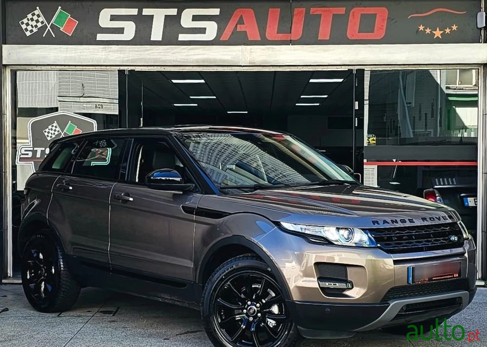 2014' Land Rover Range Rover Evoque 2.2 Ed4 Dynamic photo #2