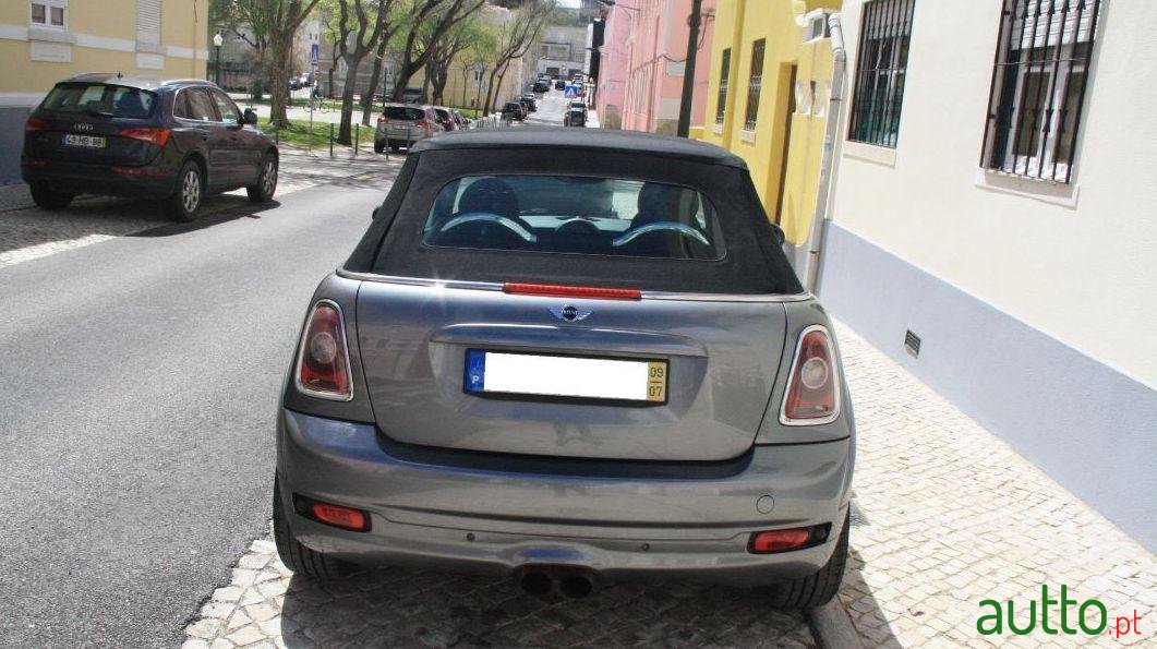 2009' MINI John Cooper Works photo #5