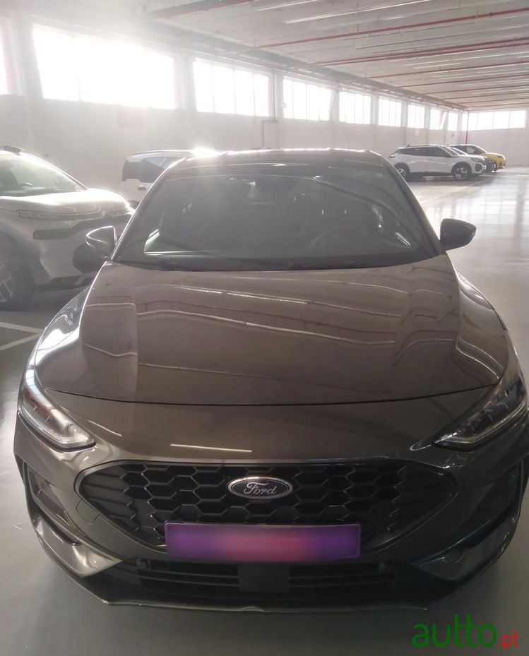 2022' Ford Focus St-Line photo #1