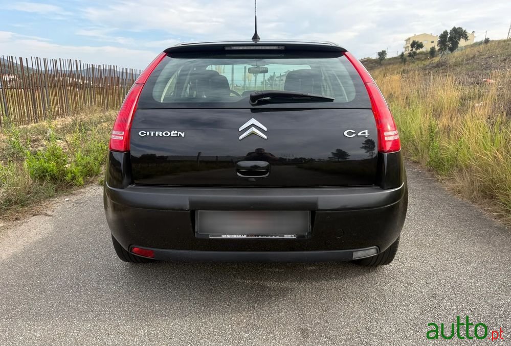 2009' Citroen C4 1.6 Hdi Sx photo #5