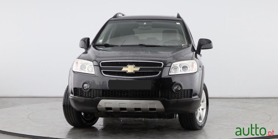 2010' Chevrolet Captiva photo #2
