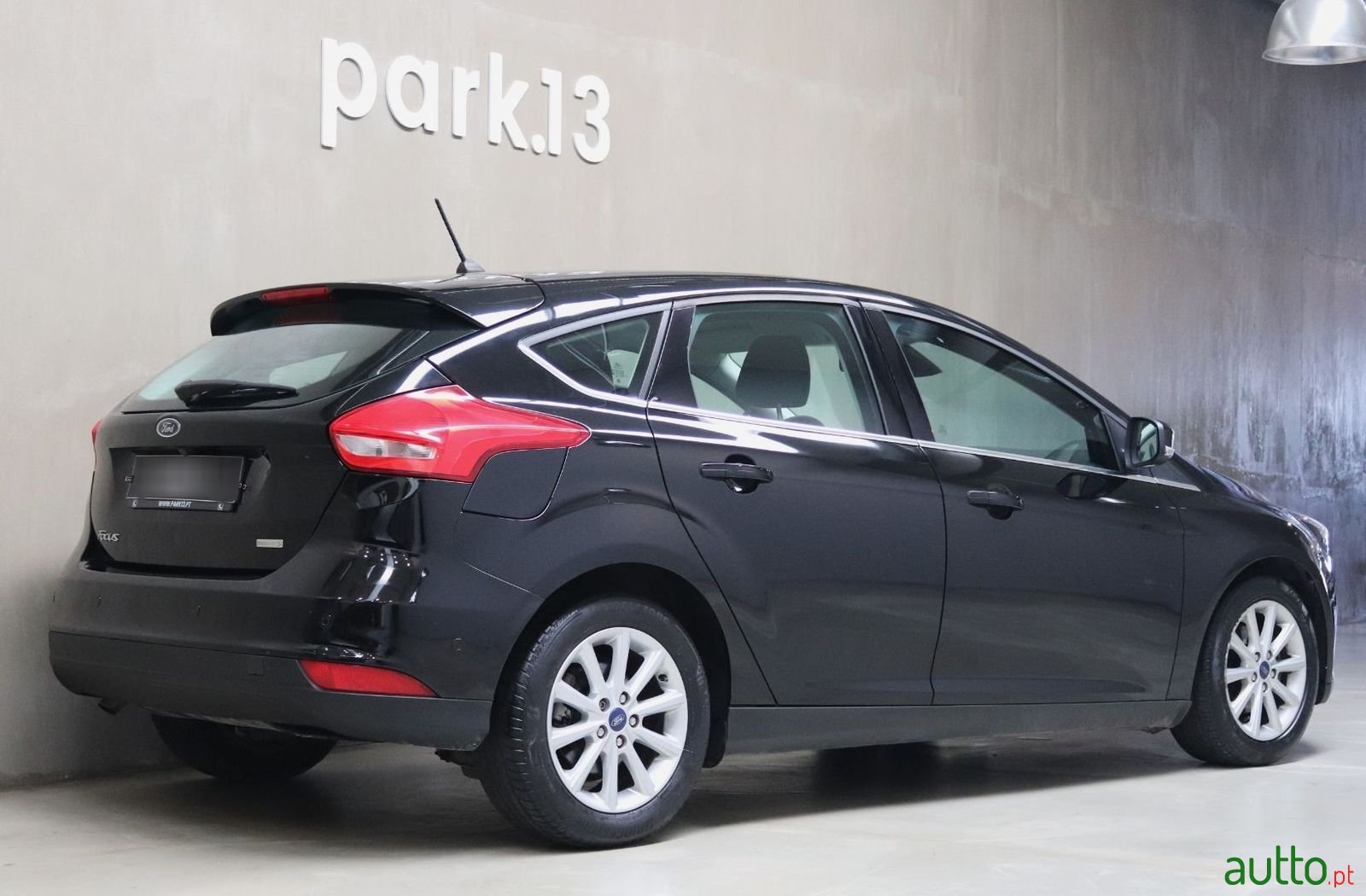 2018' Ford Focus photo #5