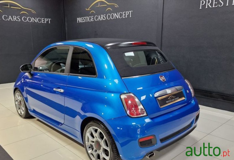 2015' Fiat 500C photo #2