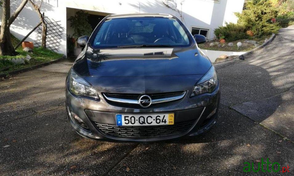 2015' Opel Astra 1.3 photo #3
