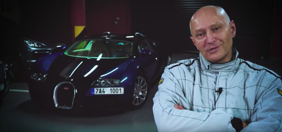 Watch The Crazy Guy Who Drove A Veyron 250 MPH On The Autobahn