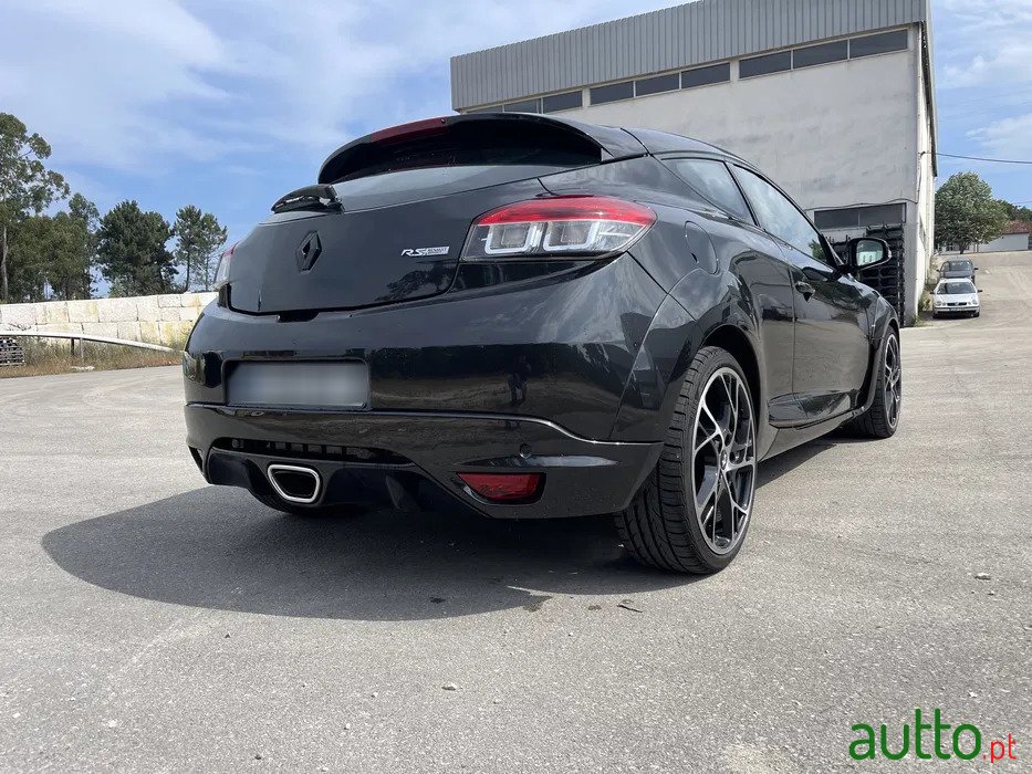 2010' Renault Megane photo #5