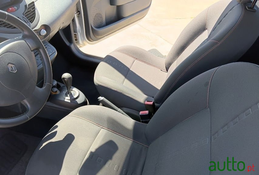 2008' Renault Twingo photo #6