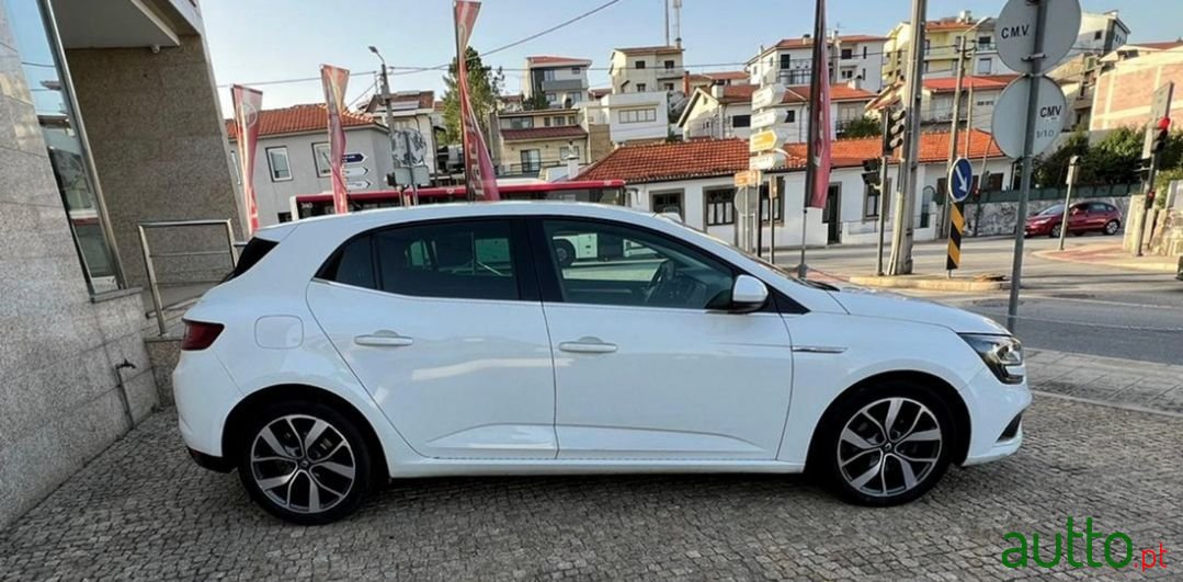 2016' Renault Megane photo #4