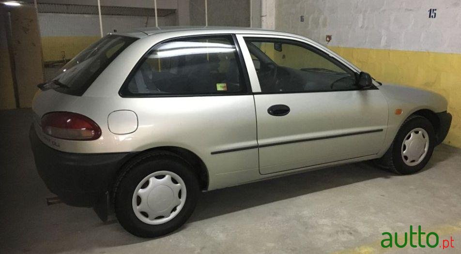 1994' Mitsubishi Colt photo #1
