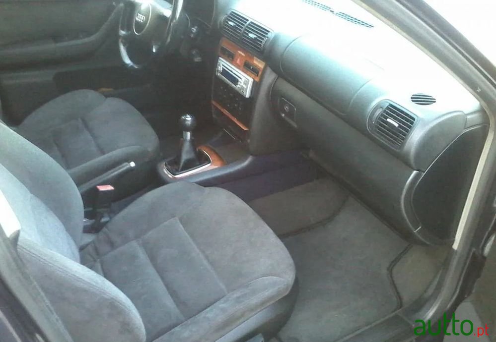 2001' Audi A3 photo #4