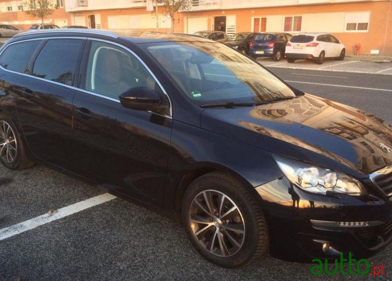 2015' Peugeot 308 Sw photo #3