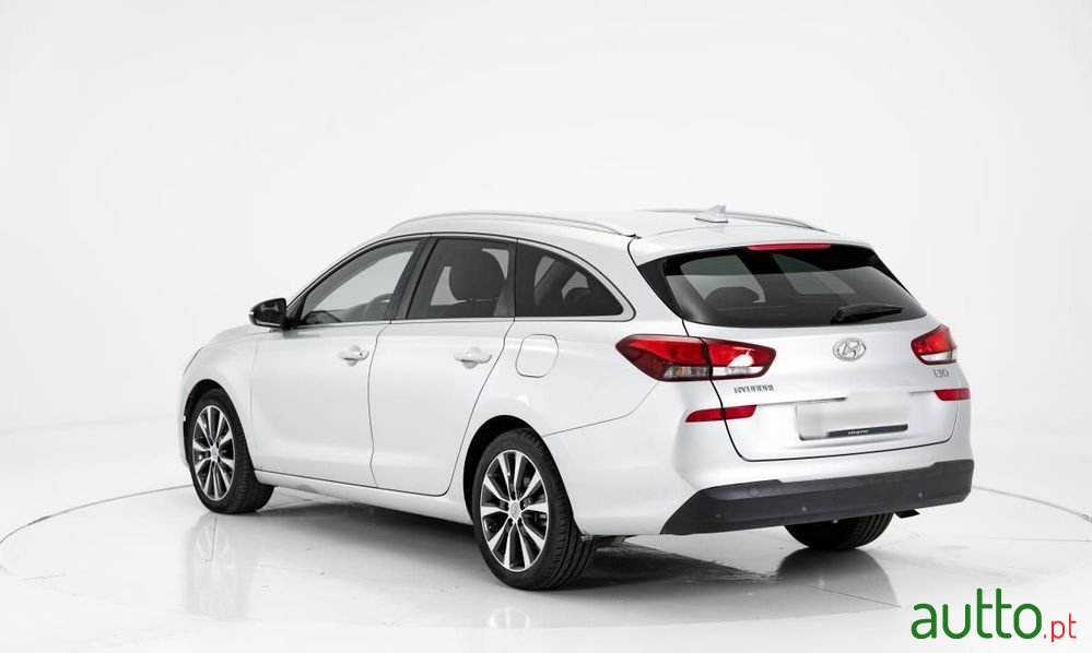2018' Hyundai i30 Sw photo #4