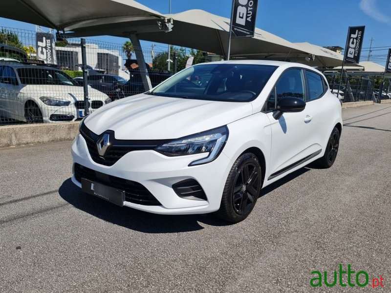 2020' Renault Clio 1.5 Blue Dci Intens photo #3