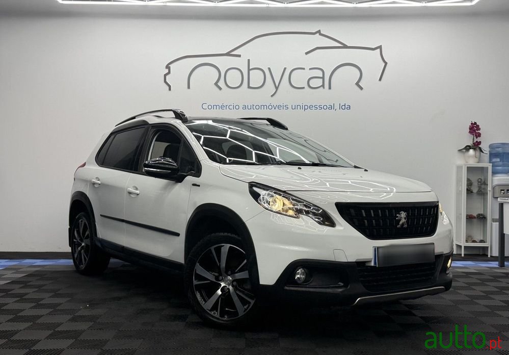 2018' Peugeot 2008 photo #3