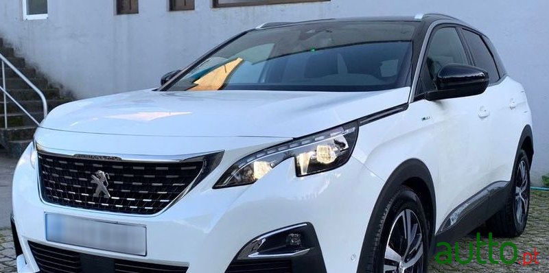 2020' Peugeot 3008 photo #2