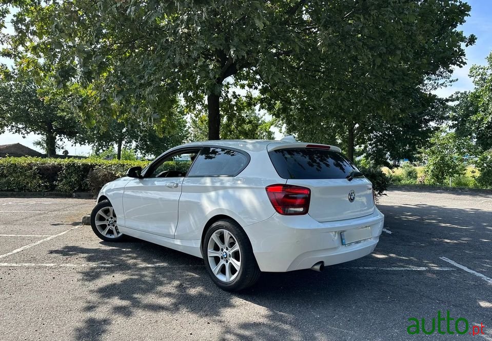 2013' BMW 116 photo #5