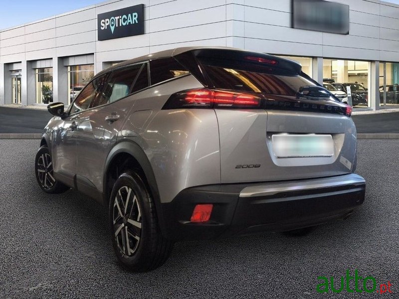 2024' Peugeot 2008 1.2 Puretech Active photo #6